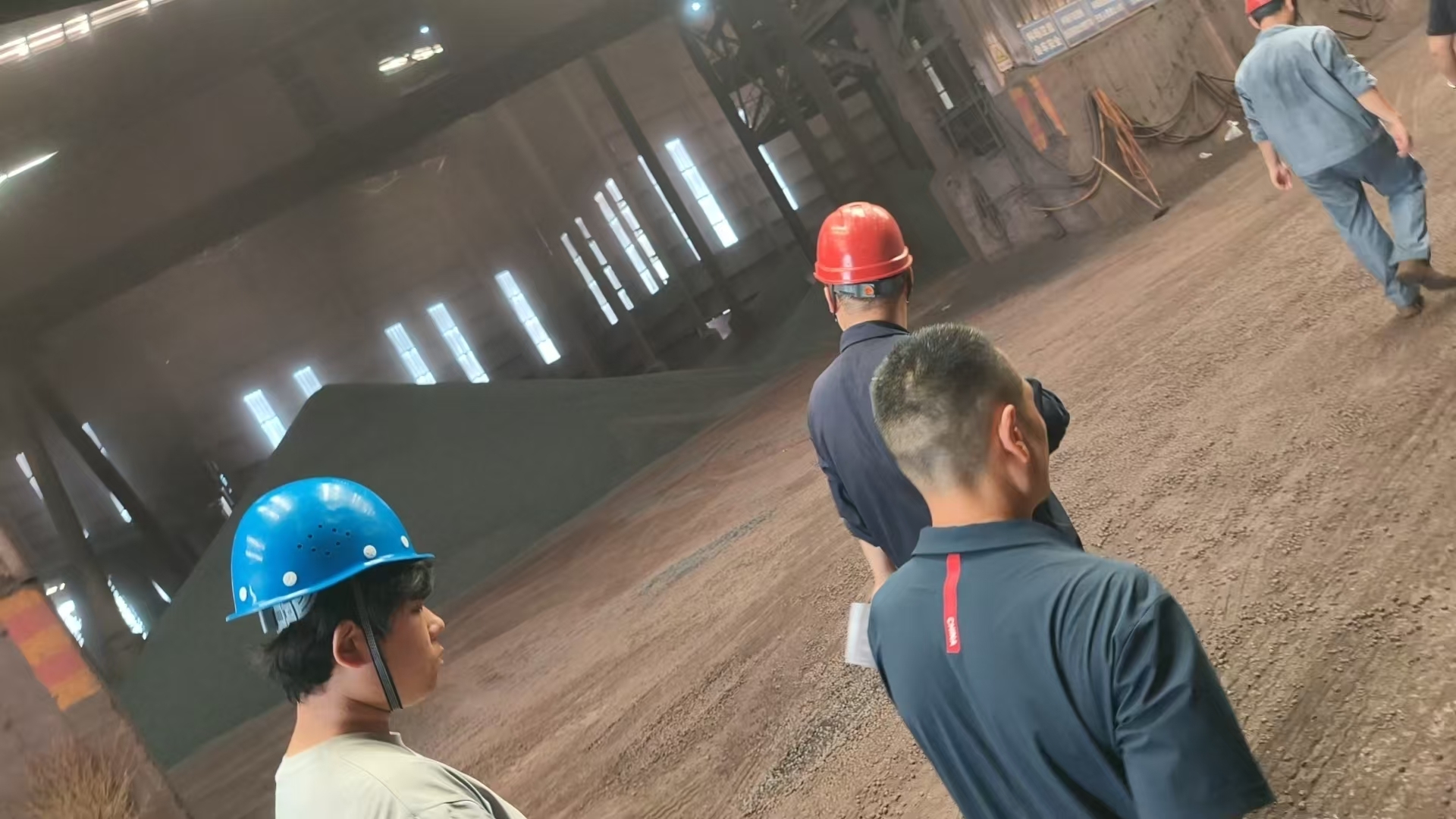 淄博市某煤炭企业传统地磅智能化改造项目现场勘探工作顺利完成(图2) 8e988e6516ef1a12920cada711142de4.jpg